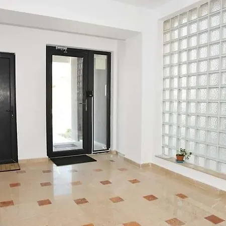 Mamaia Nord דירה